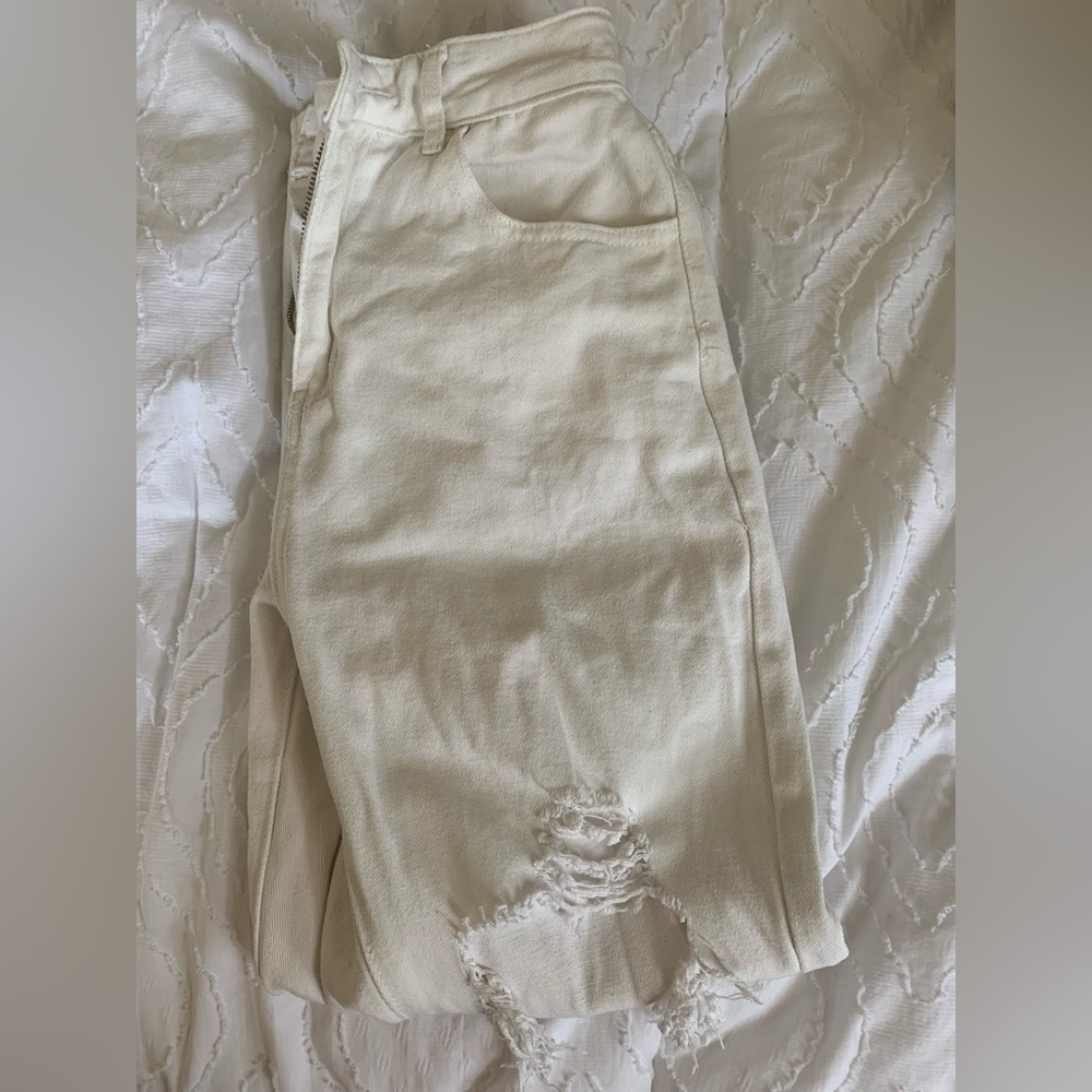 White Medium mom jeans